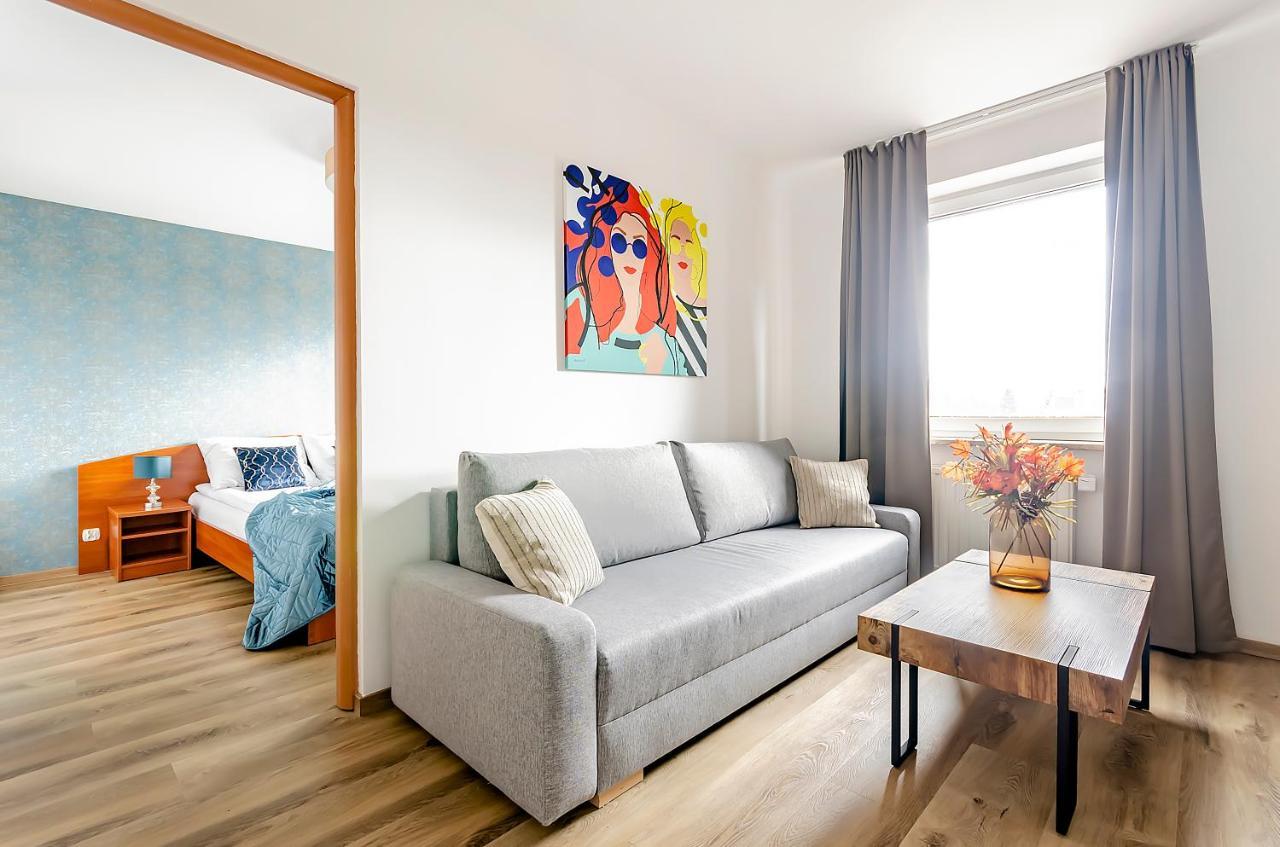 Hotel Zielonki Zielonki  Екстериор снимка