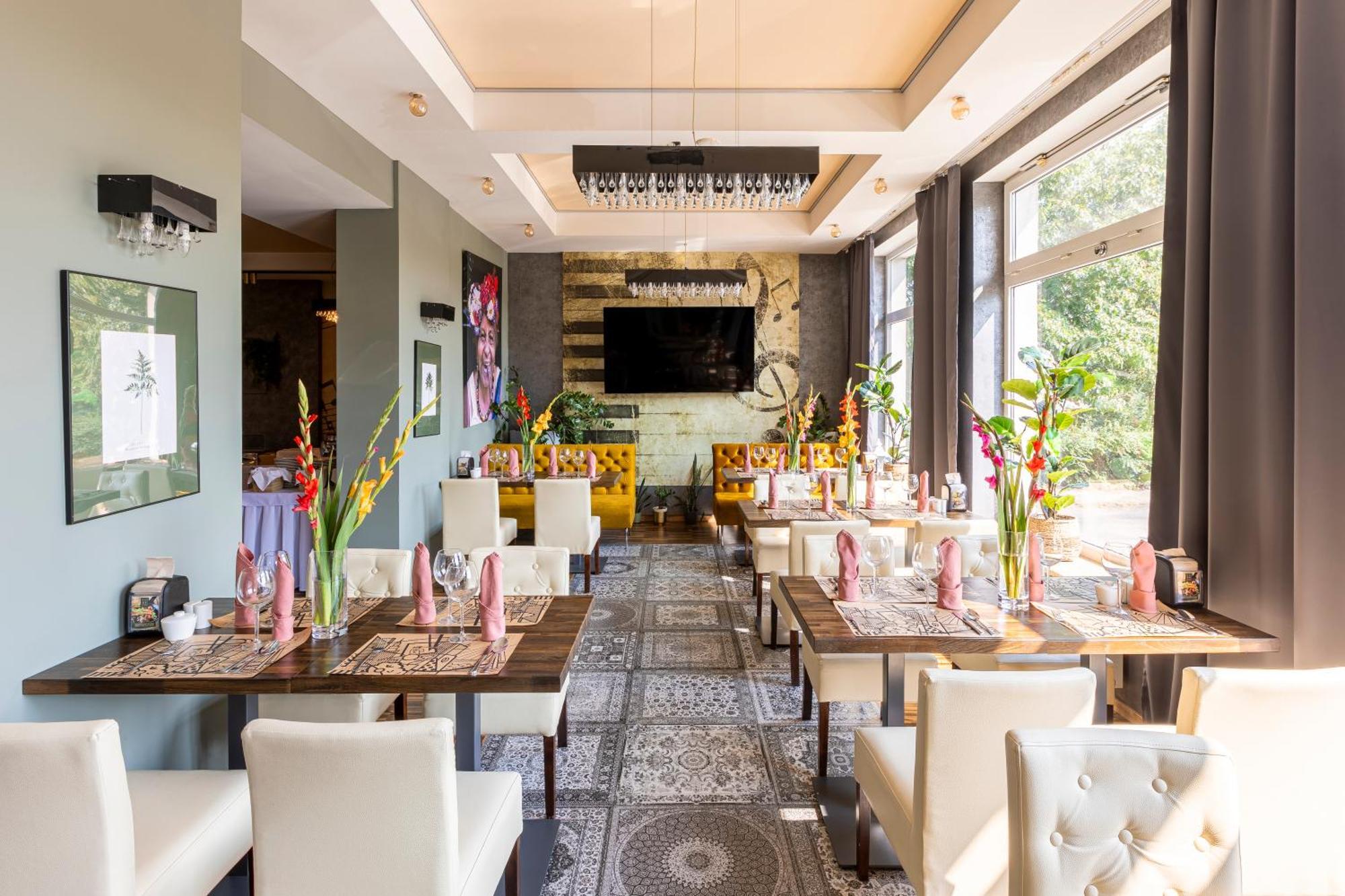 Hotel Zielonki Zielonki  Екстериор снимка